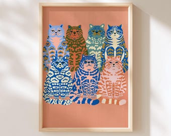 Puede incluir: Una lámina artística enmarcada sobre un fondo color melocotón que muestra siete gatos estilizados con diversos patrones y colores, incluyendo azul, naranja y verde. El texto "miaomiao DESIGN" con un pequeño corazón está impreso en la parte inferior.