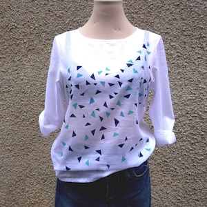 Blouse painted with geometric pattern, Top long sleeves 3/4 women, Cotton blouse women, Geometric top women, White cotton blouse