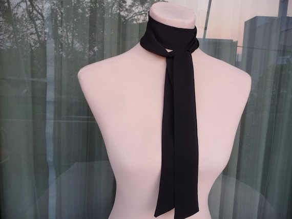 The Black Skinny Scarf Trend