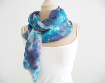 Lange turquoise blauwe zijden sjaal, Handgeschilderde zijden sjaal, One of a kind, Abstracte zijden sjaals, Accessoires voor vrouwen