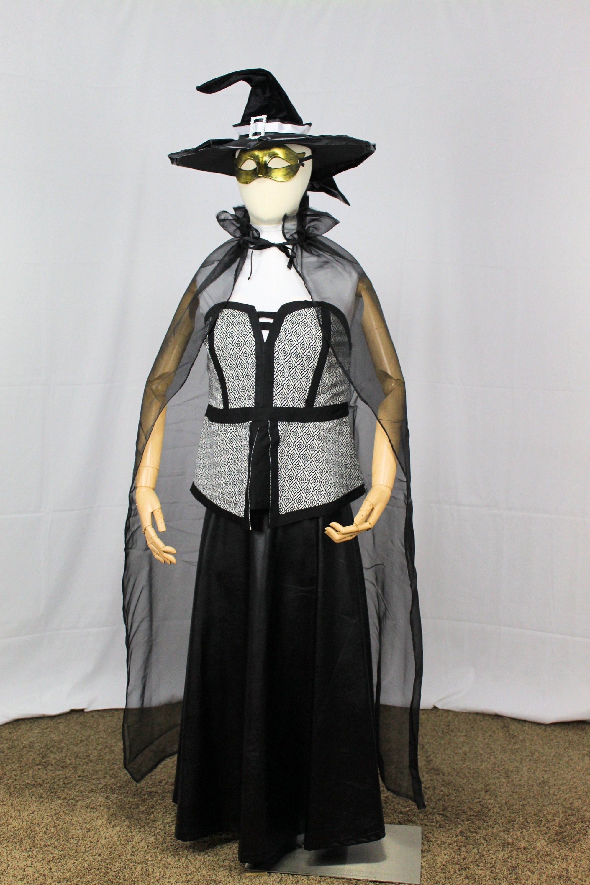 plus size hexenkostüm damen, plus size frauen, witchcore Ästhetik