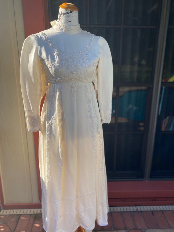 Antique silk beaded gown - image 10