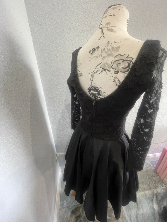 Black lace vintage dress - image 2