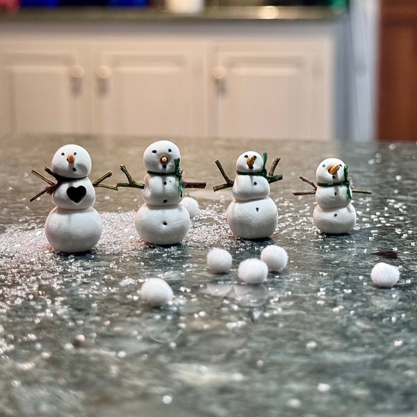 Handmade Custom Doll House Miniatures Snowman with Heart and his Family Set of 4 - Perfect Gift Home Accent Winter Decorations