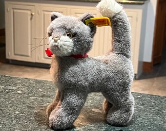 シュタイフ　tabby cat Steiff Tabby Cat Woven Fur Stuffed Plush Animal 2007. For