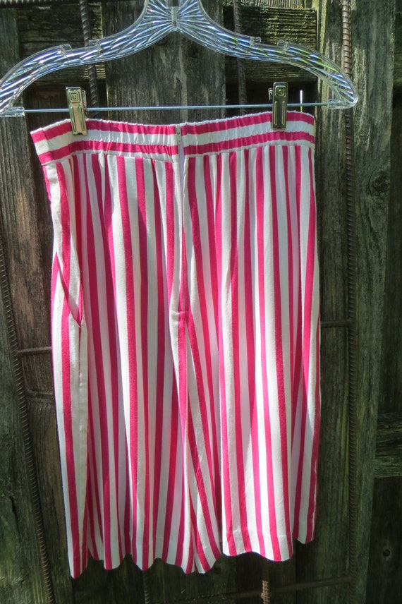 80s Shorts * Classy Cool Pink and White Vertical … - image 9