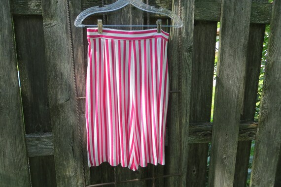 80s Shorts * Classy Cool Pink and White Vertical … - image 3