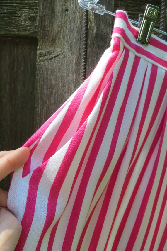 80s Shorts * Classy Cool Pink and White Vertical … - image 4