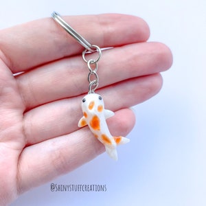 Koi keychain, Japanese koi carp fish Kohaku charm, miniature small animal aquarium pond pendant, zipper charm backpack accessory key ring