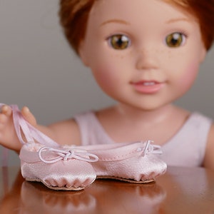 Barbie Shoes Vintage Barbie Pink Closed Toe Shoes Barbie Doll Shoes 