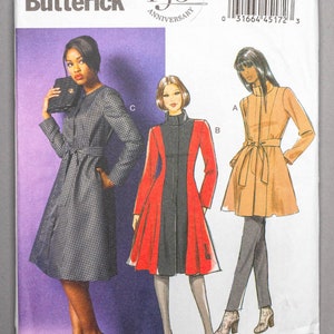 B5966 | 18W-24W | Butterick 5966 Lined Fit & Flared Jacket, Coat, Belt Sewing Pattern: Princess Seams, Stand Collar, Custom Fit Cup Sizes