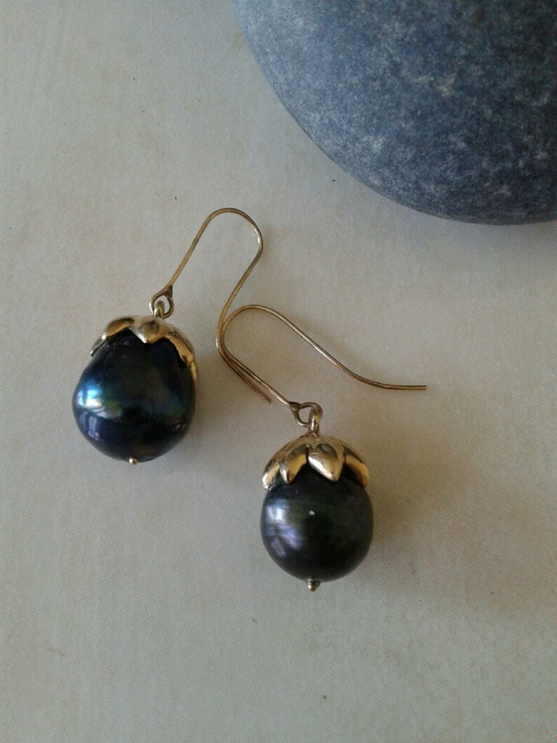 Tahitian Black Pearl 14K Solid Gold Earrings | Etsy