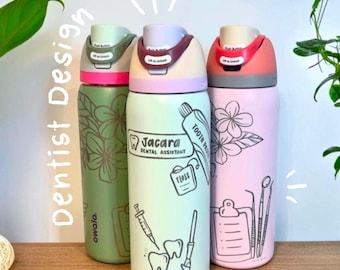Dental Custom Engraved 32oz Owala Water Bottle - Hand Drawn Design and Name