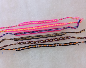 Bracelets d'amitié péruviens arc-en-ciel (multicolores)
