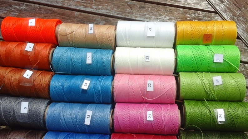 Waxed Linhasita Polyester Cord 1mm x 25 m image 2