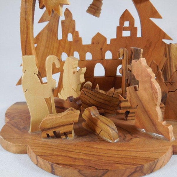 Nativity scene made of myrtle wood, self contained complete scene