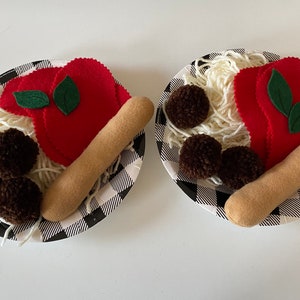 Spaghetti & Meatballs with Breadsticks, Dinner for Two, Felt Food, Pom Poms