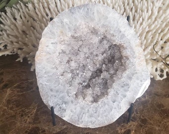 3.8 Pfund Natürliche Druzy Quarz Geode: Poliertes Kristall Dekor