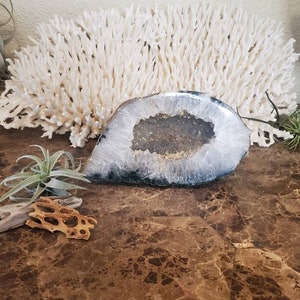 5 lb Agate Geode - Geode - Quartz Geode - Polished Geode Half - Crystal Geode - Agate - Natural Agate - Natural - Geodes  - Large - Decor