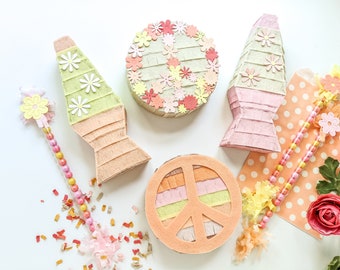 Groovy Daisy Lamp Mini Pinata | 70s Party Decoration