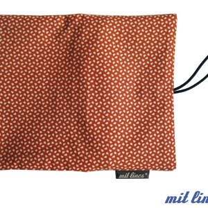 Tobacco pouch with drops motif image 4