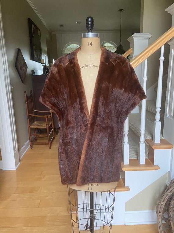 Vintage Mahogany Mink Fur Shawl Stole Wrap Caplet - image 2