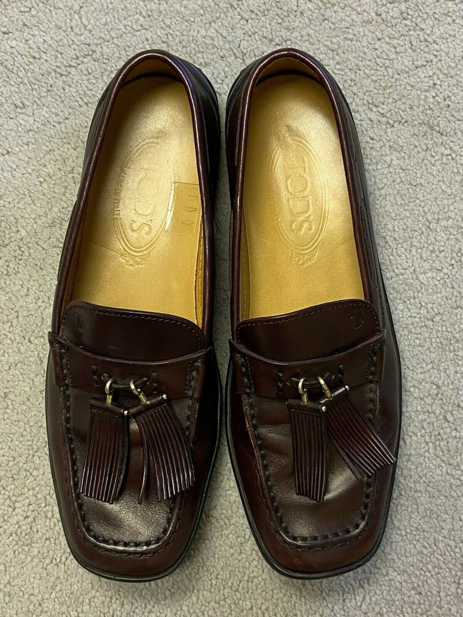 tods tassel loafers