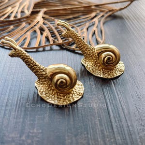 Snail Solid Brass Cabinet Knob Handle Drawer Pull Knob Dresser Pull Gold Cupboard Pull Modern Design Wardrobe Pull (BS-C-1286)