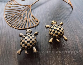Metal Sea Turtle Cabinet Knob: Gold Dresser Drawer Pull (BS-C-944)
