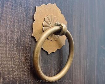 Massiver Messingschrankknopf im chinesischen Stil: Goldblumenring (BS-C-705)