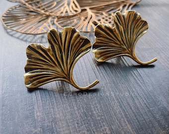 Solid Brass Leaf Cabinet Knob: Modern Dresser Drawer Pull (BS-C-1321)