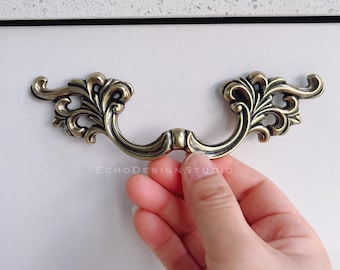Antique Silver Cabinet Pull: Modern Zinc Alloy Handle (85mm Hole Space)  (BS-C-1289)
