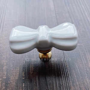 White Bow Ceramic Cabinet Knob: Gold Dresser Drawer Pull (BS-C-1227)