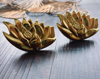 Lotus Solid Brass Cabinet Knob, Modern Gold Dresser Pull (BS-C-277)