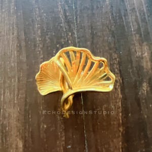 Solid Brass Leaf Cabinet Knob: Gold Clover Drawer Pull (BS-C-097)
