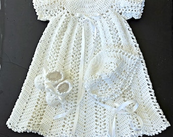 Häkelanleitung für Tauf-/Heimkehr-Babys (Neugeborene - 3 Monate) mit Spitzenkleid, Häubchen, Schühchen und ausdruckbarem Unterkleid (Digitaler Download)