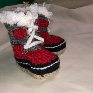 BABY BOOTIES NEWBORN Gift Baby Shower Gift Baby shoes Crochet Boots Crochet Baby Boots Newborn Boots Newborn Booties, image 2