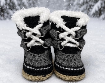 BABY BOOTIES NEWBORN Gift Baby Shower Gift Baby shoes Crochet Boots Crochet  Baby Boots  Newborn Boots Newborn Booties,