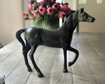 Large metal horse statue