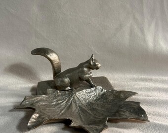 Vintage metal squirrel with leaf pin dish