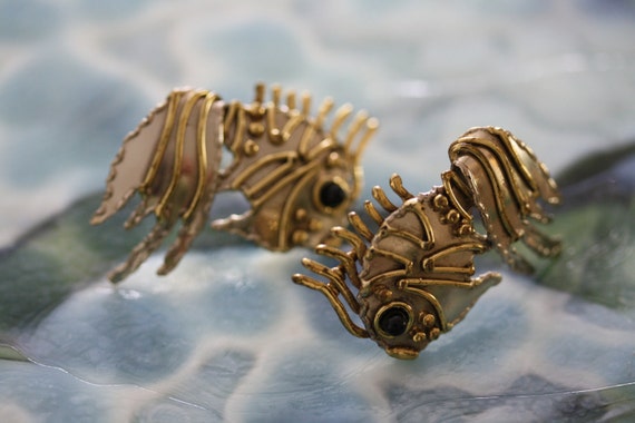 Exotic Vintage Stylized Fish Earrings - image 4