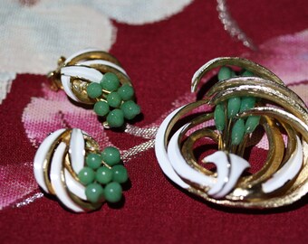 Kramer of NY Vintage Art Nouveau White Enamel and Faux Jade Earrings & Brooch Set