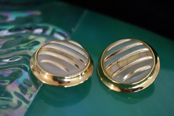 Richelieu Vintage Lucite Perspex Art Deco Clip on… - image 10