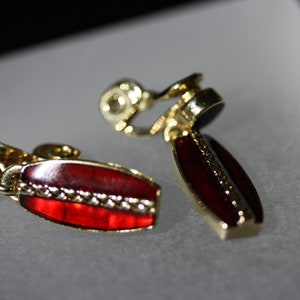 Monet Vintage Burgundy Enamel Art Deco Choker and Clip-on Dangle Earrings image 3