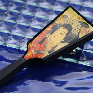 Wonderful Little Vintage Bakelite Japanese Fan Pin