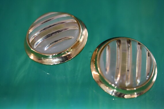 Richelieu Vintage Lucite Perspex Art Deco Clip on… - image 7