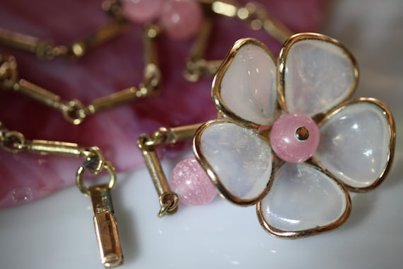 Alfred Philippe Vintage Crown Trifari Pink and White Art Glass