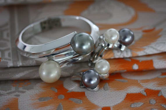 Magnificent Mid-Century Silver Gray Pearls Crown … - image 9