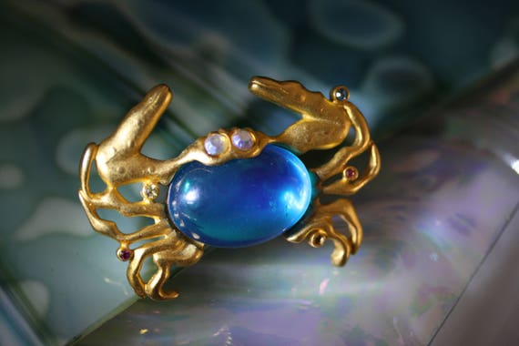 Crazy Caribbean Cruising Crab Brooch