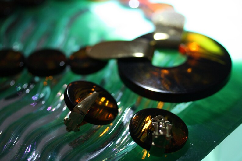 Trifari Kunio Matsumoto Vintage Lucite Faux Tortoise Shell Deco Trifari Kunio Matsumoto Vintage Lucite Faux Tortoise Shell Deco